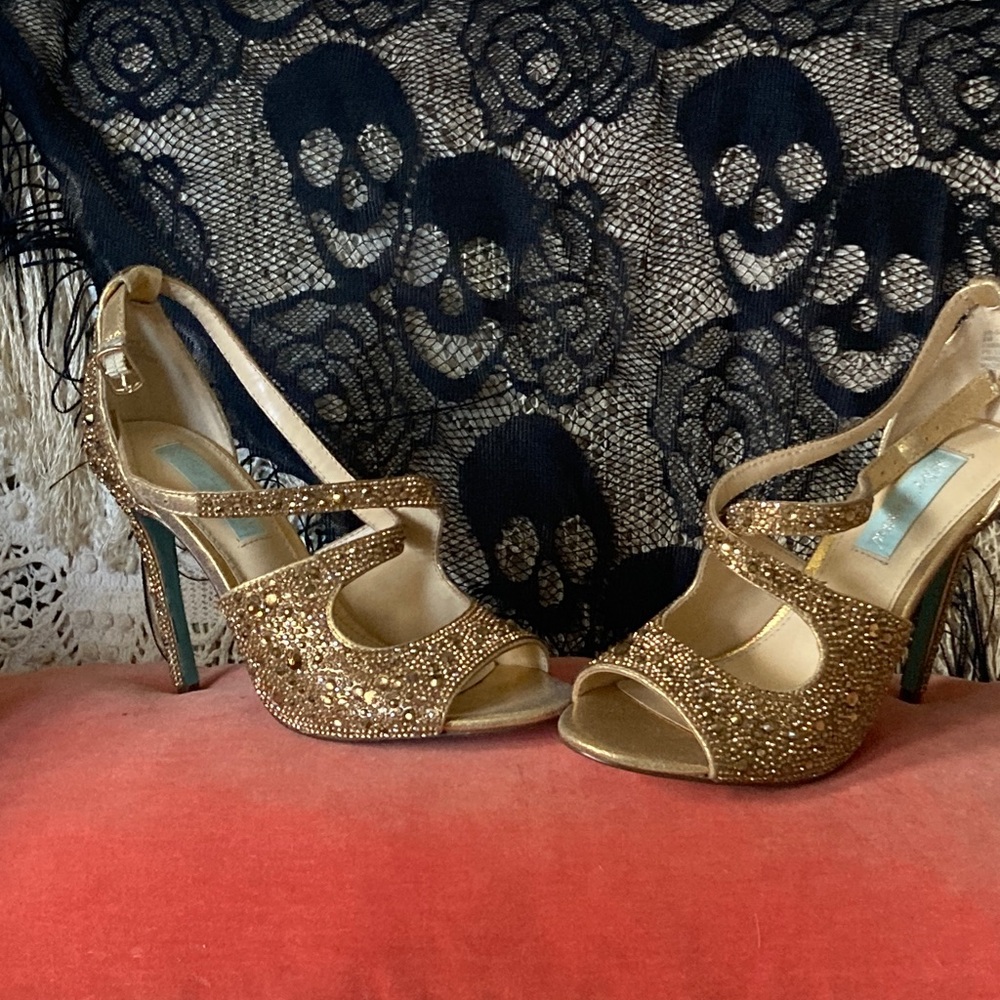 Betsey Johnson Glittering Gold Heels